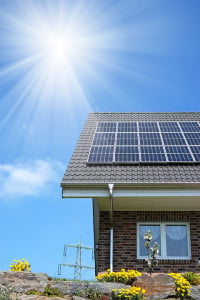 solar-panel-on-roof119357760TS-WEB